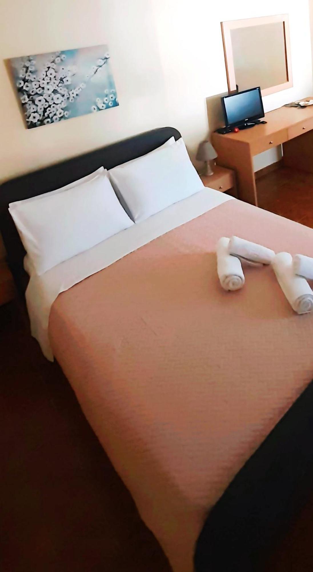 Vakantiehuis Liberty Homes ,ai Gordis Notou *